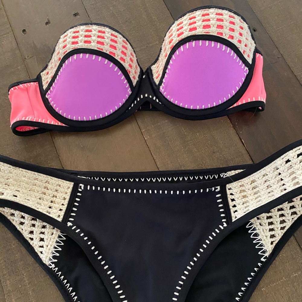 VS bikini top 36 B large bottoms